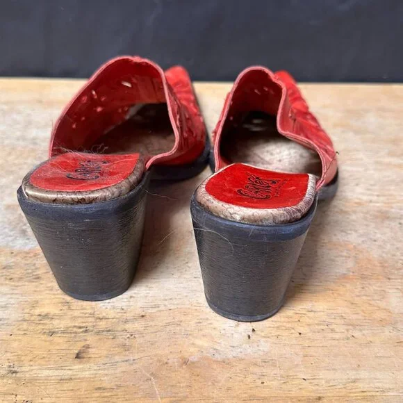 Carlos Red Cowboy Boots Size 6 Tanned Tooled Mule Clogs - Picture 2 of 9